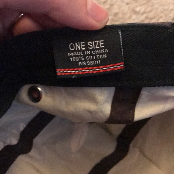 Play Cloths hat - Picture 5 of 5